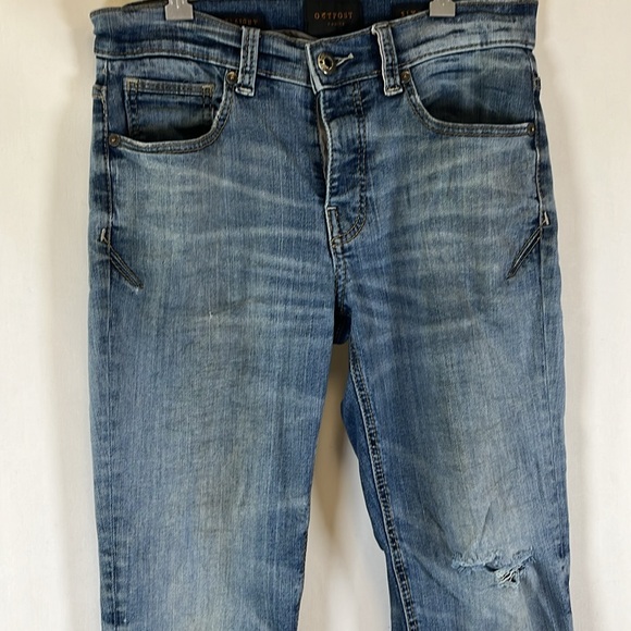 Outpost Makers Jeans Men's 31x32 Button Fly Distressed Slim Straight Jean - Picture 2 of 10